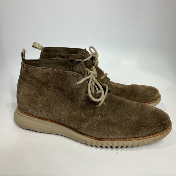 Cole Haan zerogrand‎ suede chukka boots taupe men’s size 10 business casual main image 3